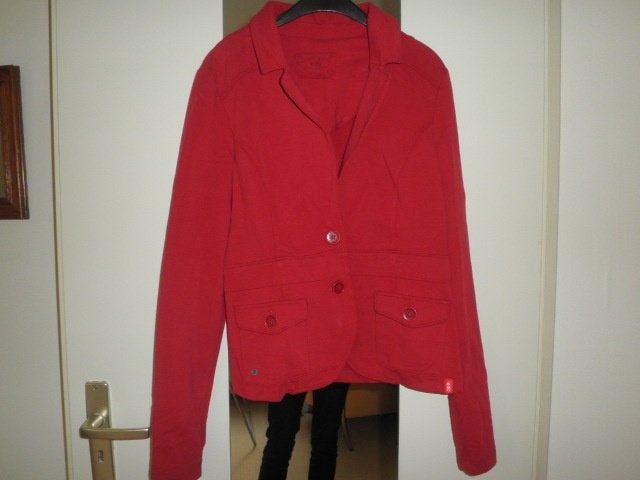 sweat colbert / jasje Esprit maat XS - mooie kleur rood, Kleding | Dames, Ophalen of Verzenden, Zo goed als nieuw, Jasje, Maat 34 (XS) of kleiner