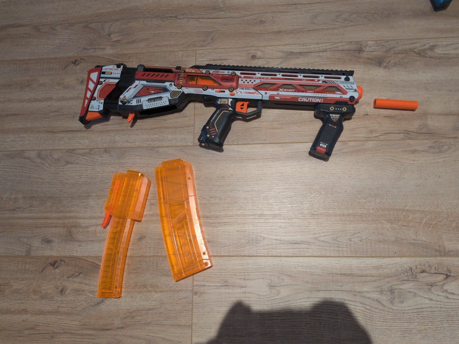 X-Shot Pro Series Longshot Blaster met magazijnen, Ophalen, Zo goed als nieuw