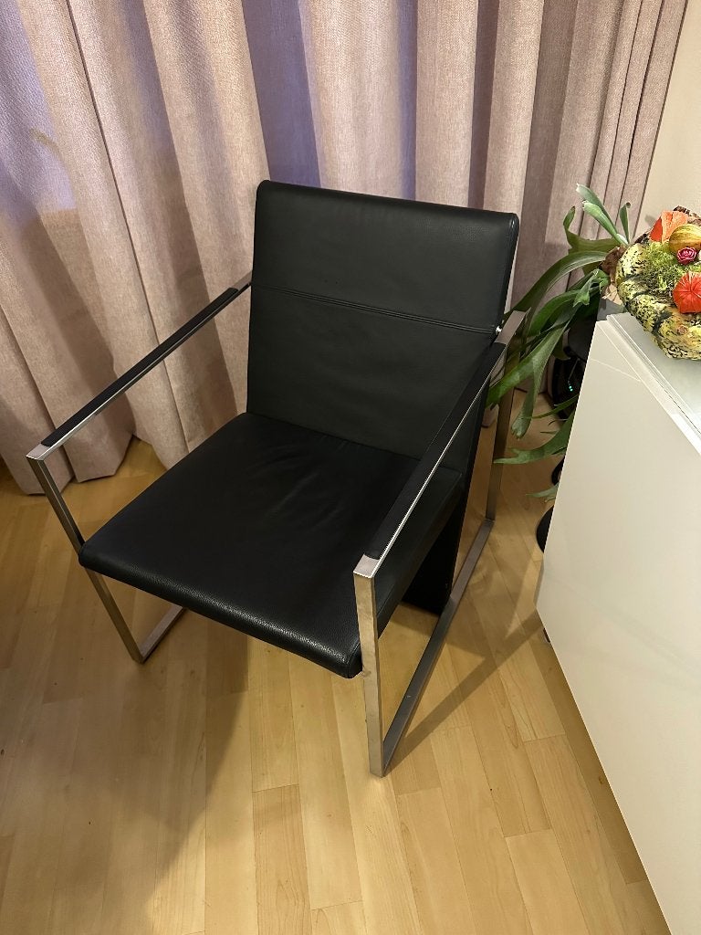 Arco Spine fauteuil zwart leer, Ophalen, Gebruikt, 75 tot 100 cm, Design, modern
