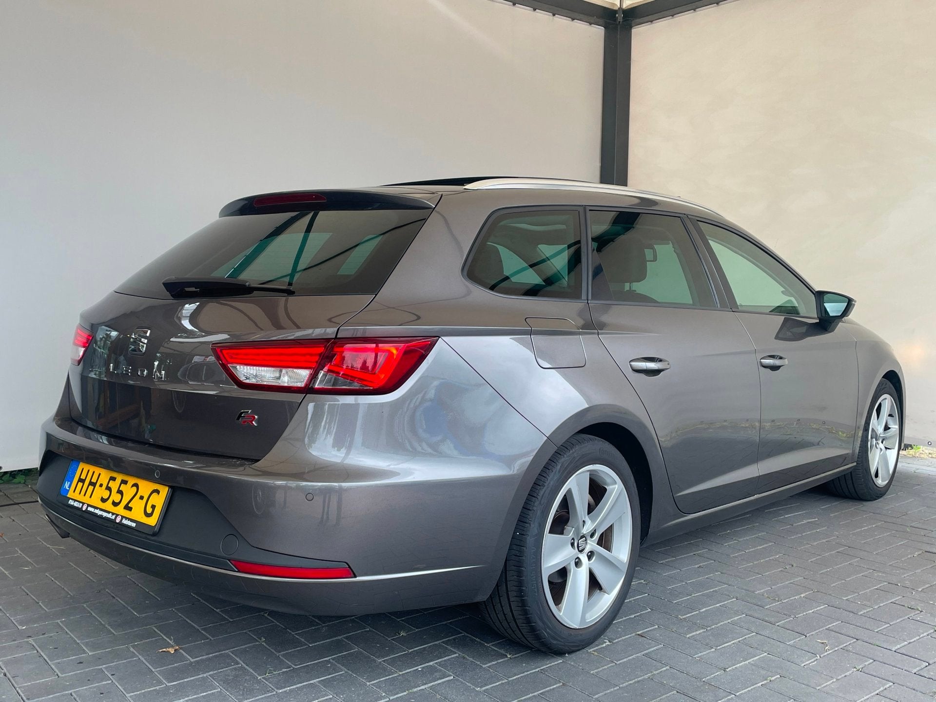 Seat Leon ST 1.4 EcoTSI FR Connect|Panoramaschuifdak|Sportst, Auto's, Gebruikt, 4 cilinders, 150 pk, Leon