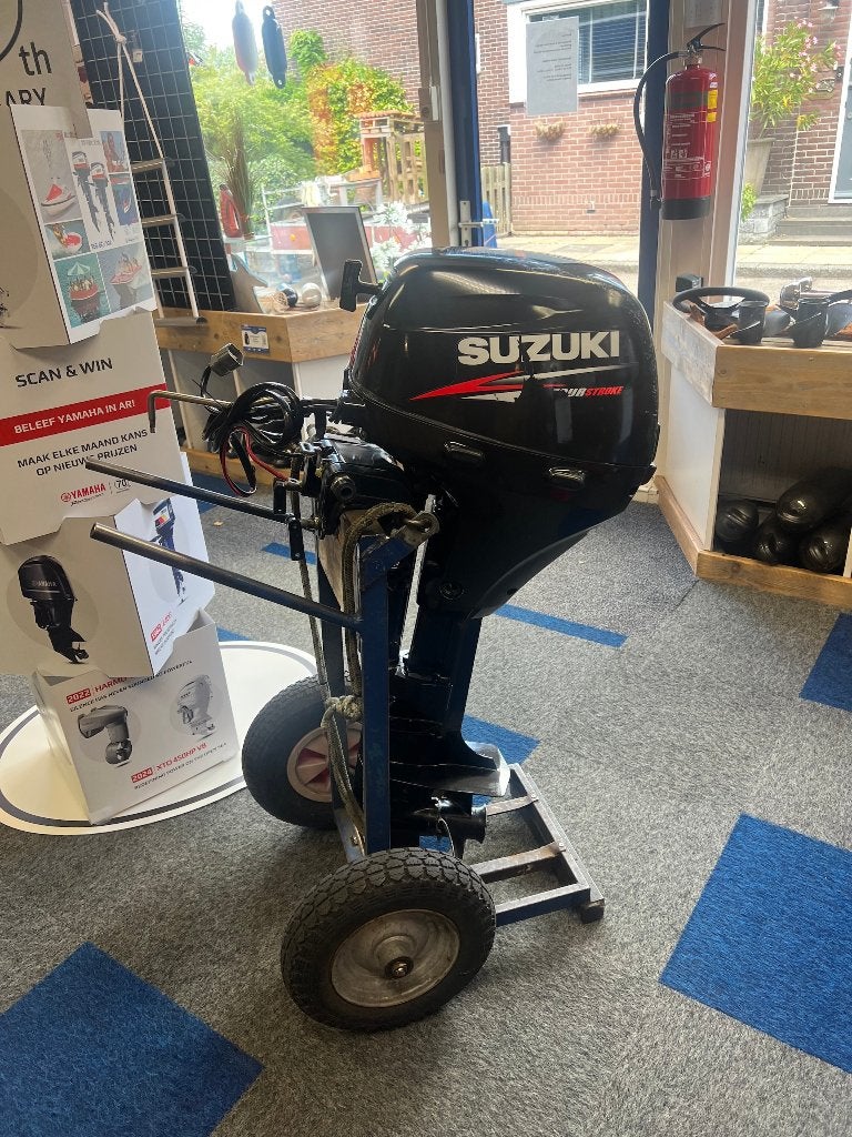 Suzuki DF8 langstaart op afstandbediening '08, Watersport en Boten, Buiten- en Binnenboordmotoren, Ophalen, 5 tot 10 pk, Viertaktmotor