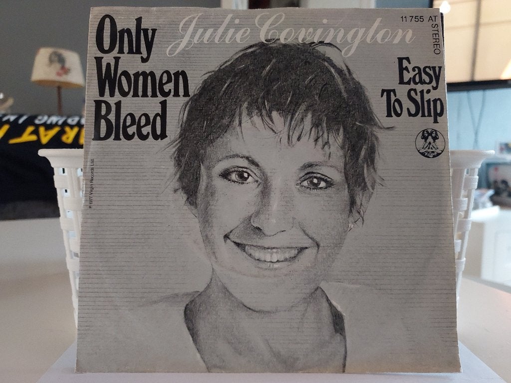 7" Single Julie Covington - Only Women Bleed / Easy To Slip, Gebruikt, 7 inch, Single, Ophalen of Verzenden