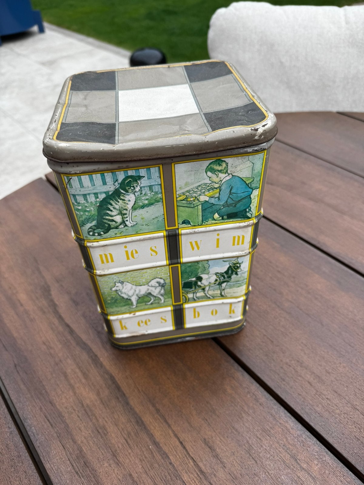 VINTAGE BESCHUIT BLIK, Verzamelen, Blikken, Ophalen of Verzenden, Gebruikt, Overige