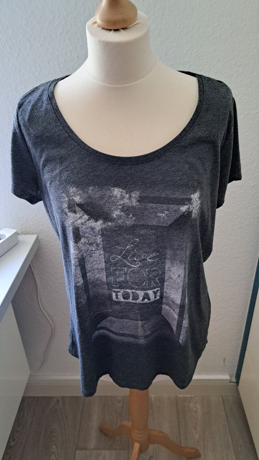 Nieuw shirt maat XL, Nieuw, Ophalen of Verzenden, Korte mouw, Grijs