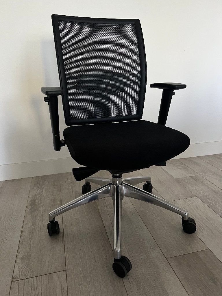 Hoogwaardige ergonomische bureaustoel met mesh rugleuning, Ophalen, Zwart, Zo goed als nieuw, Bureaustoel