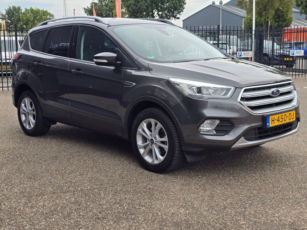 Foto 6 van Ford Kuga 1.5 EcoBoost Titanium D-Riem vervangen mooie auto