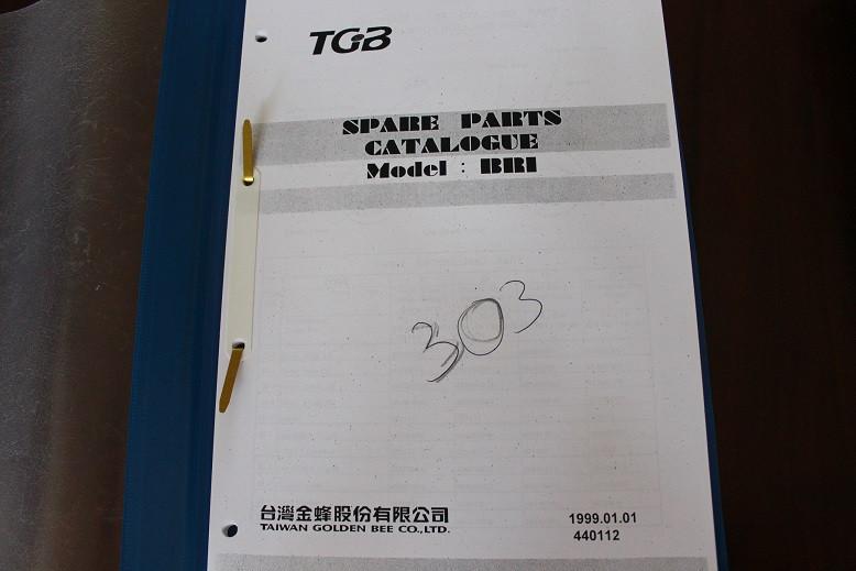 TGB BR1 303R scooter 1999 parts list, Fietsen en Brommers, Ophalen of Verzenden, Gebruikt