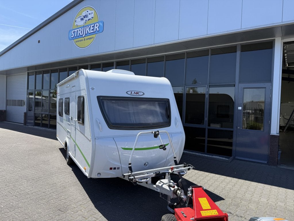 LMC Sassino 460 E Aparte bedden 200cm 913KG, Caravans en Kamperen, Lengtebed, Bedrijf, Treinzit, 4 tot 5 meter