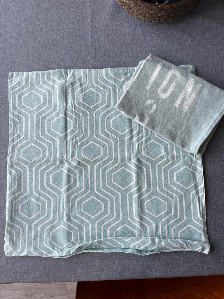 H&M Home Kussenhoes 50x50 cm - Geometrisch Patroon, Huis en Inrichting, Woonaccessoires | Kussens, Ophalen of Verzenden, Zo goed als nieuw