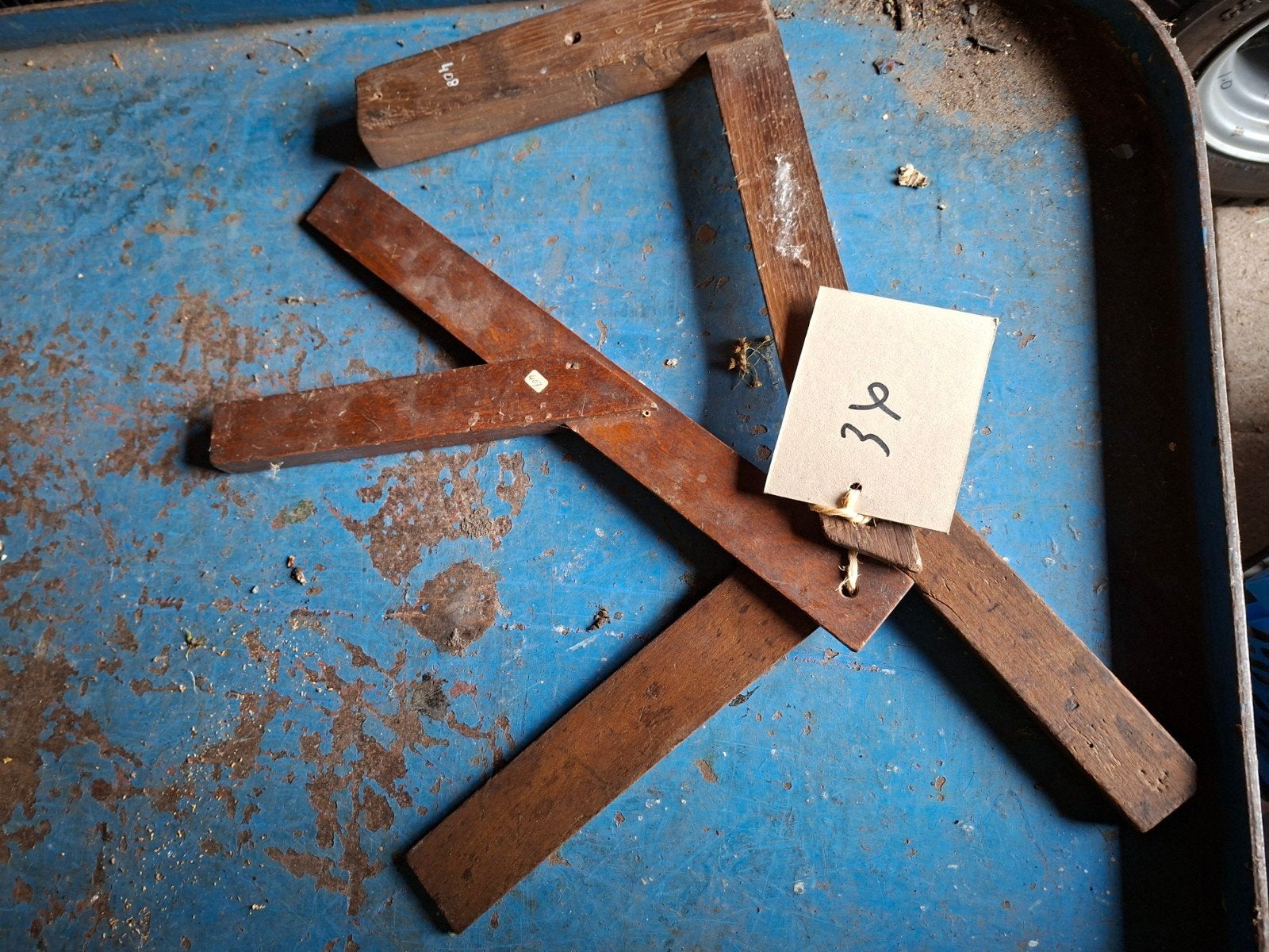 Vintage houten winkelhaak - Antiek timmermansgereedschap, Antiek en Kunst, Antiek | Gereedschap en Instrumenten, Ophalen of Verzenden