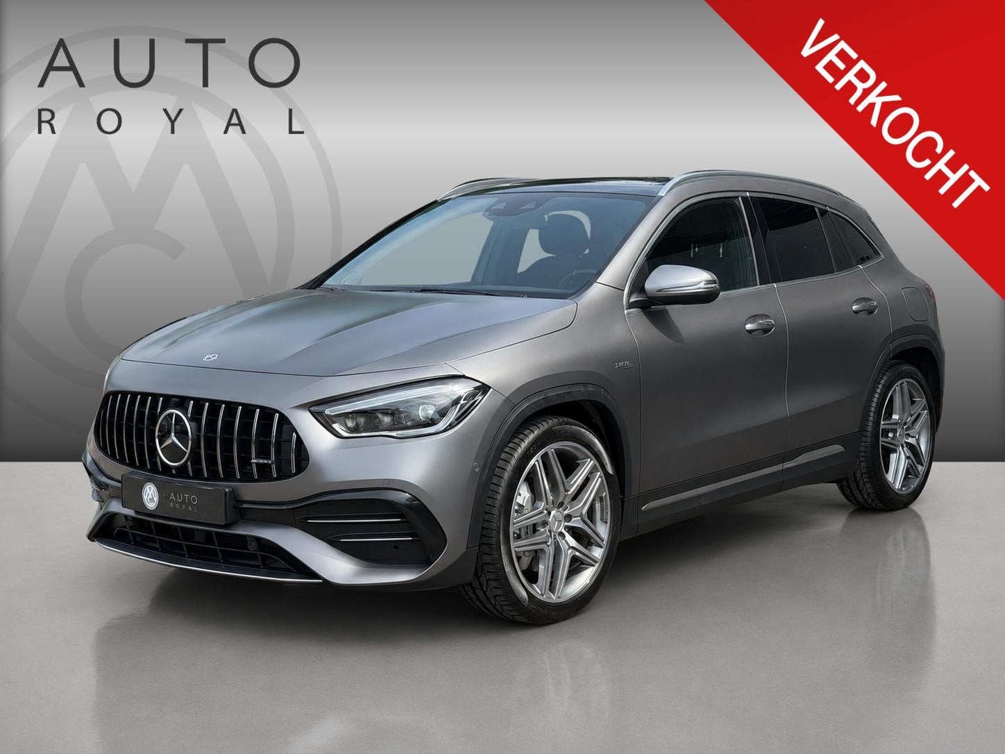 Mercedes-Benz GLA 35 AMG 4MATIC BURMESTER | PANO | TREKHAAK, Automaat, Dealer onderhouden, 4 cilinders, Leder en Stof