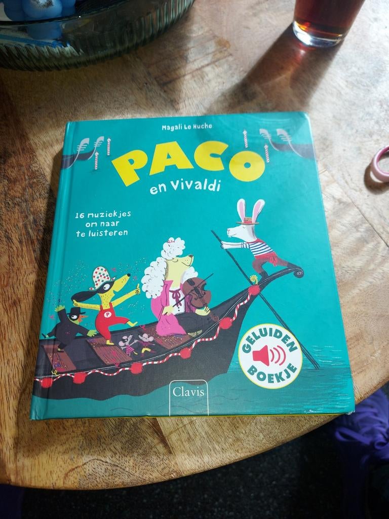 Paco en Vivaldi - Geluidenboekje, Non-fictie, Jongen of Meisje, Magali Le Huche, Ophalen of Verzenden