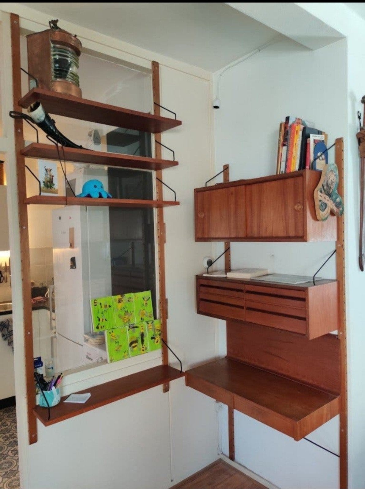 Mid-Century Modern Deens teak wandsysteem uit de jaren '60, Ophalen, Gebruikt