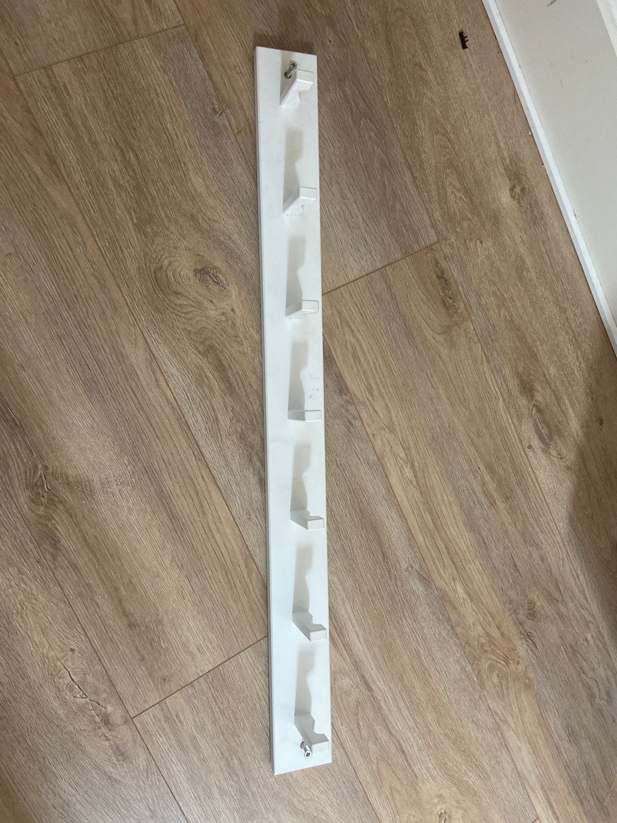 Witte wandkapstok met 7 haken - 105 cm lang, Ophalen, Gebruikt, Wandkapstok, 100 tot 150 cm