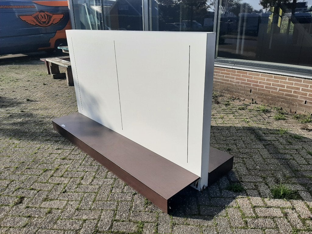 Kunst 10 daagse Bergen NH wand 230 cm op wielen te huur, Ophalen