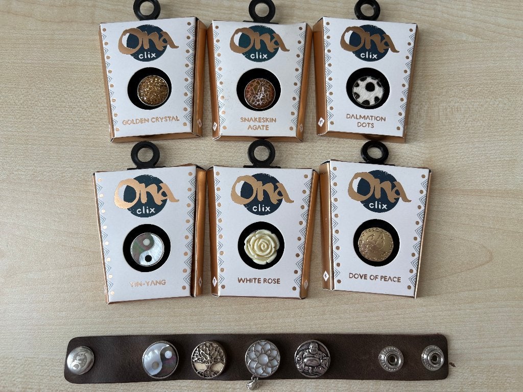 Ona clix met lederen band, Ophalen of Verzenden, Nieuw, Bruin, Leer