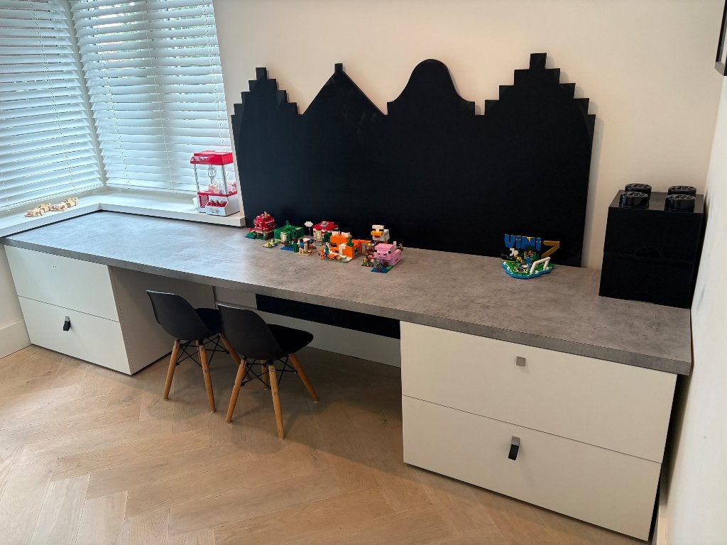 Werktafel speelkamer, Huis en Inrichting, Kasten | Overige, Ophalen, Gebruikt