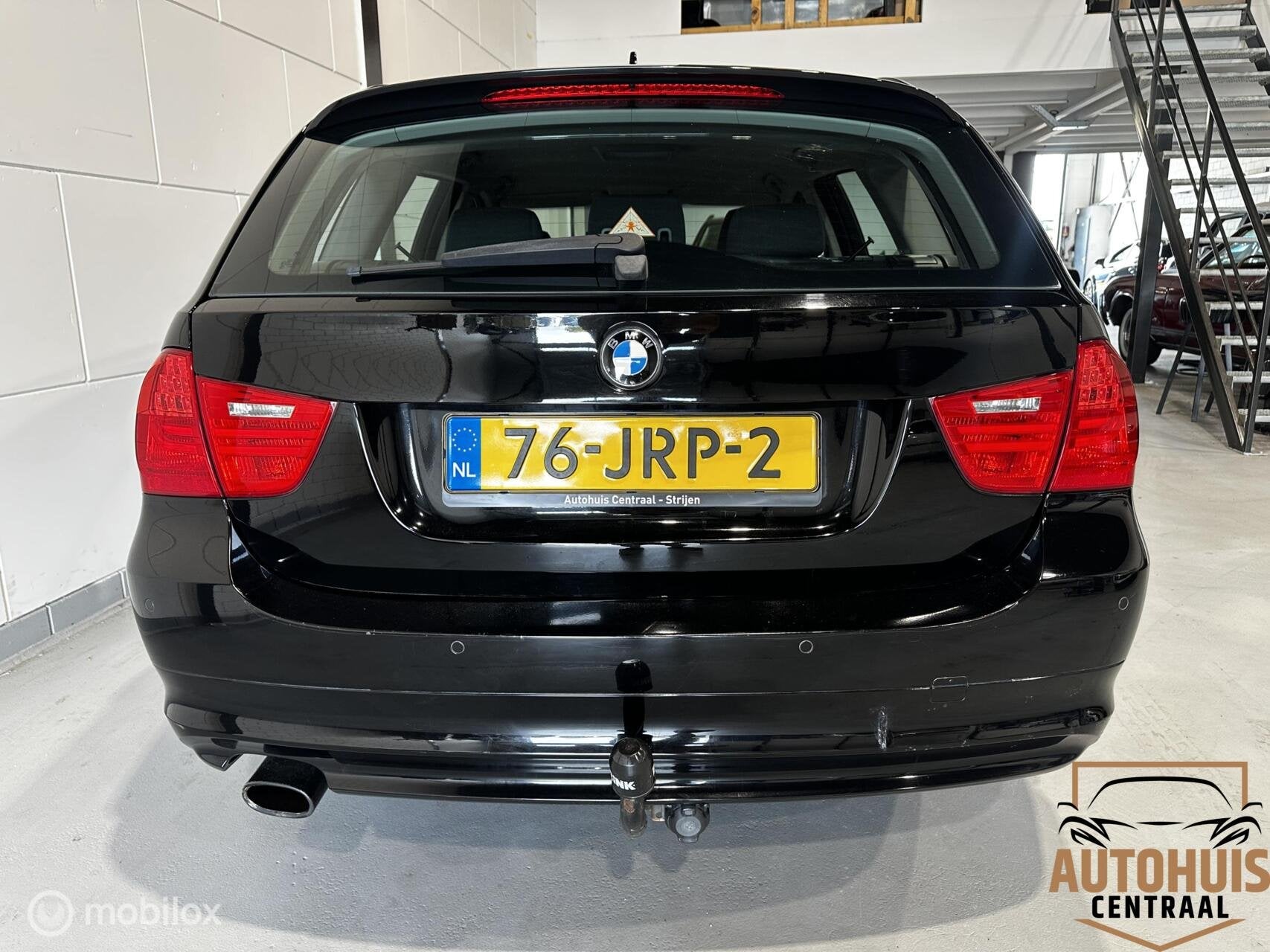 Foto 8 van BMW 3-serie Touring 318i Business Line*NwAPK*Trekhaak*Navi