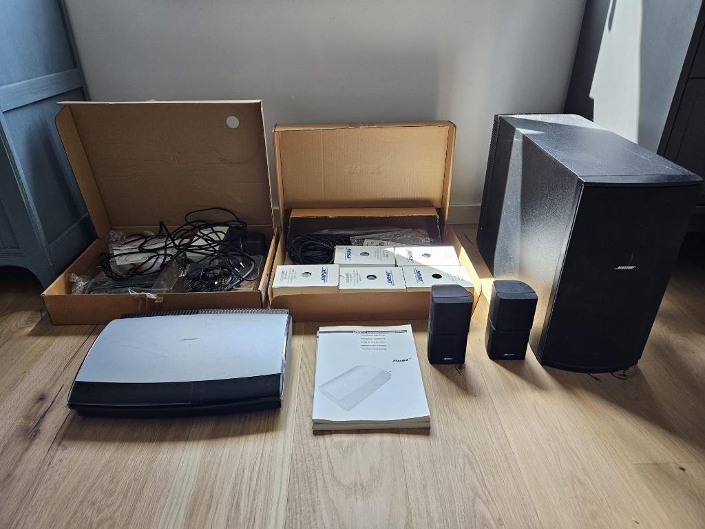 Bose Lifestyle Home Entertainment System, Audio, Tv en Foto, Home Cinema-sets, Gebruikt, 2.1-systeem, 70 watt of meer, Dvd-speler