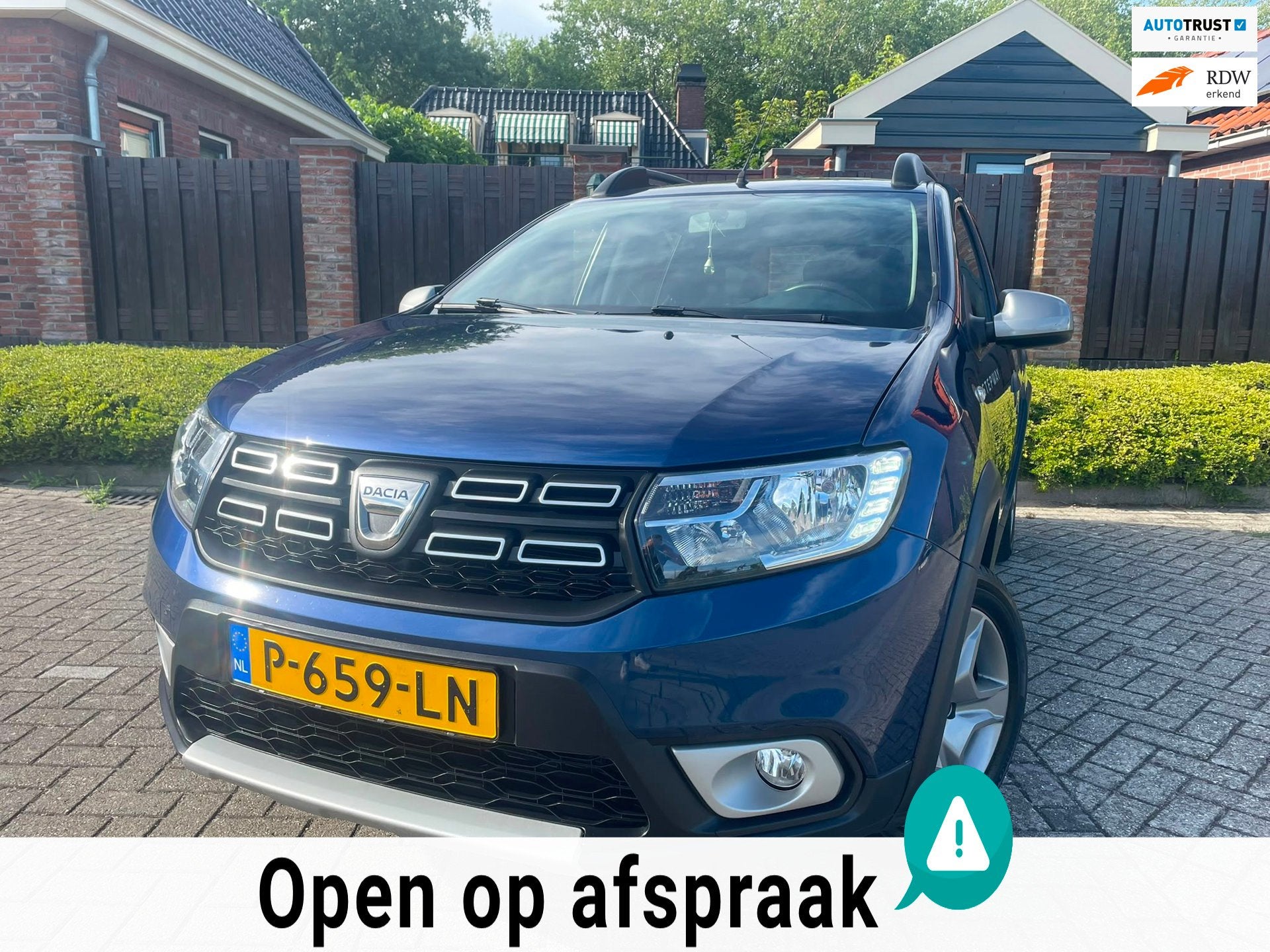 Dacia Sandero 0.9 TCe SL Stepway HOGE INSTAP NAVI AIRCO PDC, Voorwielaandrijving, 898 cc, Stof, Blauw
