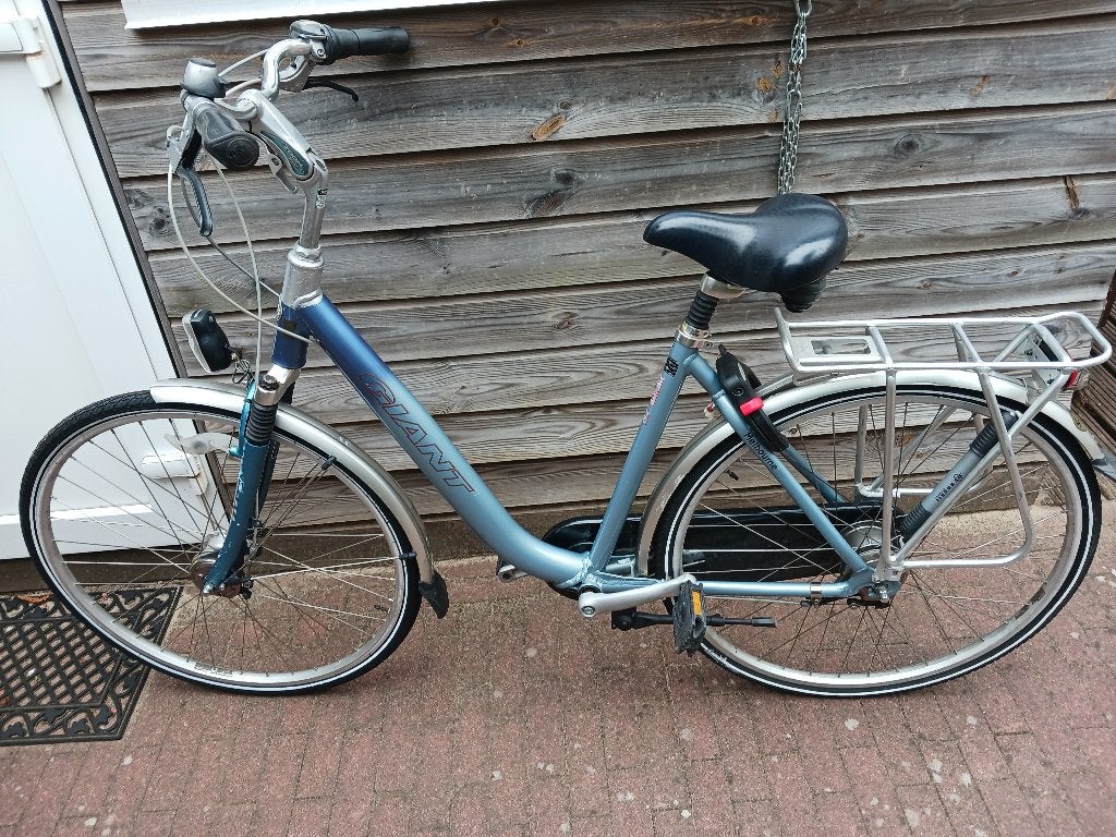 Te koop 28 inch Giant damesfiets met 8 versnellingen, Fietsen en Brommers, Ophalen, Gebruikt, Versnellingen, Giant