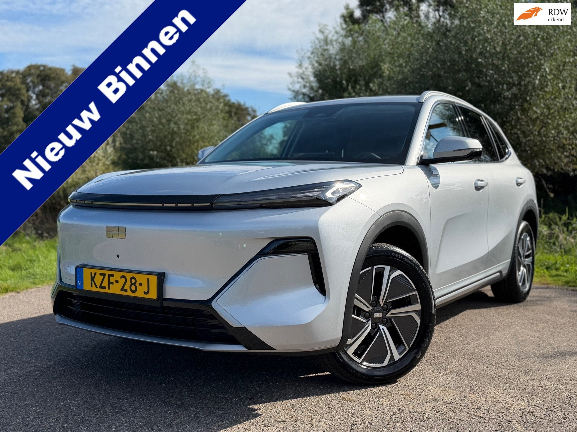 Geely STARRAY EM-I 1.5 Pro Automaat / 360° Camera / Leder /, Auto's, 4 cilinders, Starray EM-i, Bedrijf, 1705 kg