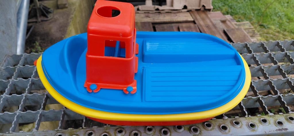 Kleurrijke Speelgoedboot zwembad/bad/zand, Ophalen of Verzenden, Gebruikt, Jongen of Meisje