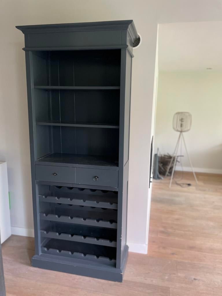 Rivièra Maison (wijn)kast antraciet, Ophalen, Gebruikt, 15 tot 25 flessen, 75 cm of meer
