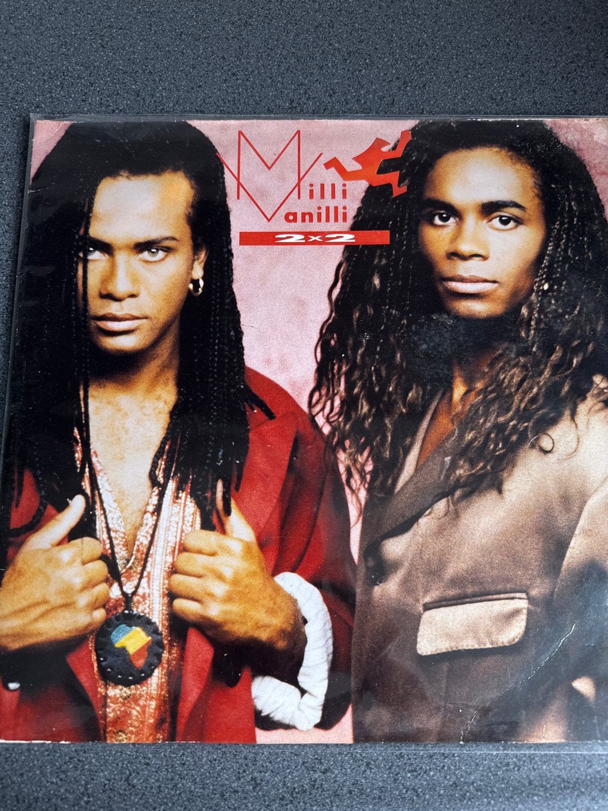 Milli Vanilli - 2x2 lp (Pop, Dance), Cd's en Dvd's, Cd's | Pop, Gebruikt, Pop, Verzamelalbum, Ophalen of Verzenden