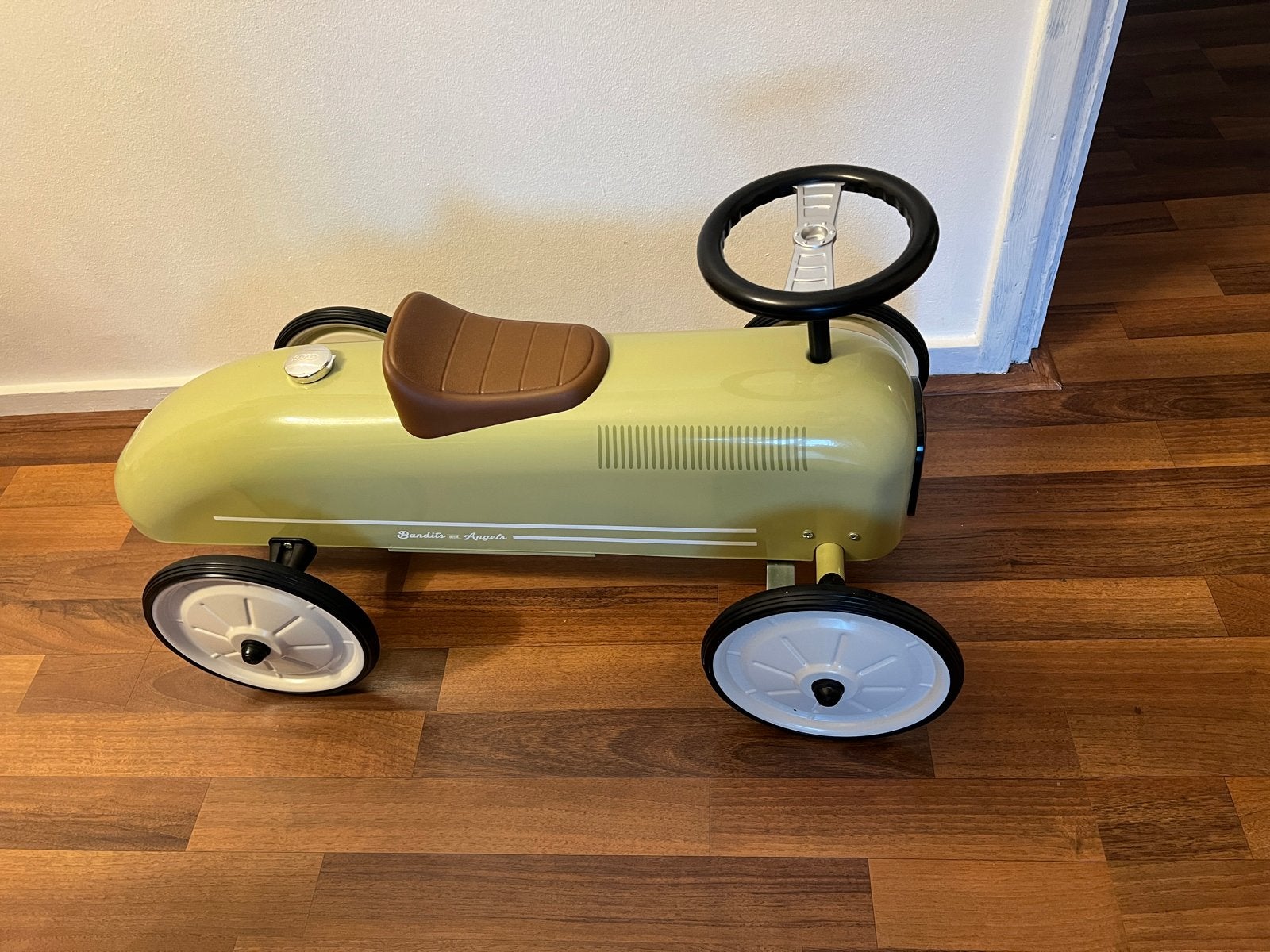 Baghera Ride-On Classic Racer Loopauto - Groen, Ophalen of Verzenden, Zo goed als nieuw, Loopvoertuig