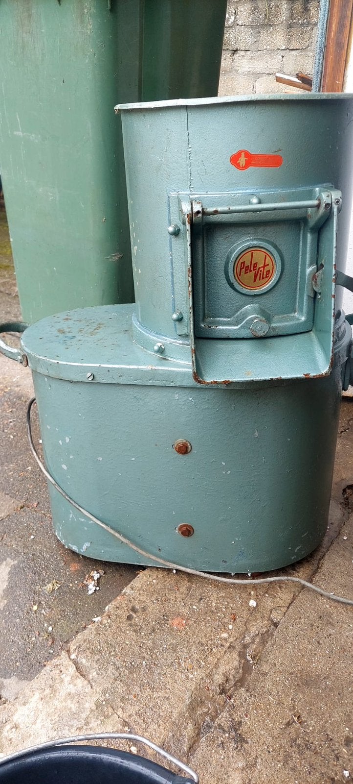 Schrap machine voor aardappelen en wortelen, Ophalen of Verzenden, Gebruikt