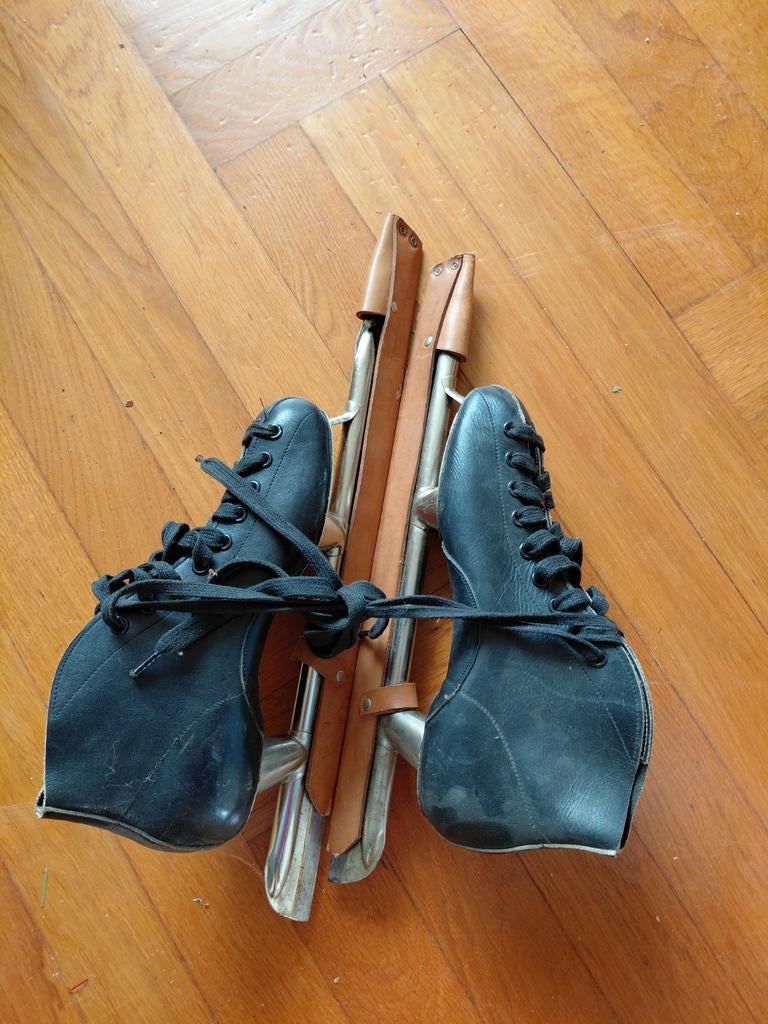 Zwarte schaatsen maat 39, Ophalen of Verzenden