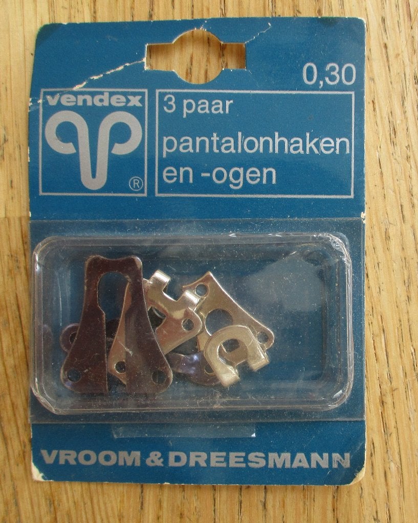 VENDEX pantalonhaken en -ogen vroom en dreesmann v&d, Verzamelen, Ophalen of Verzenden, Zo goed als nieuw