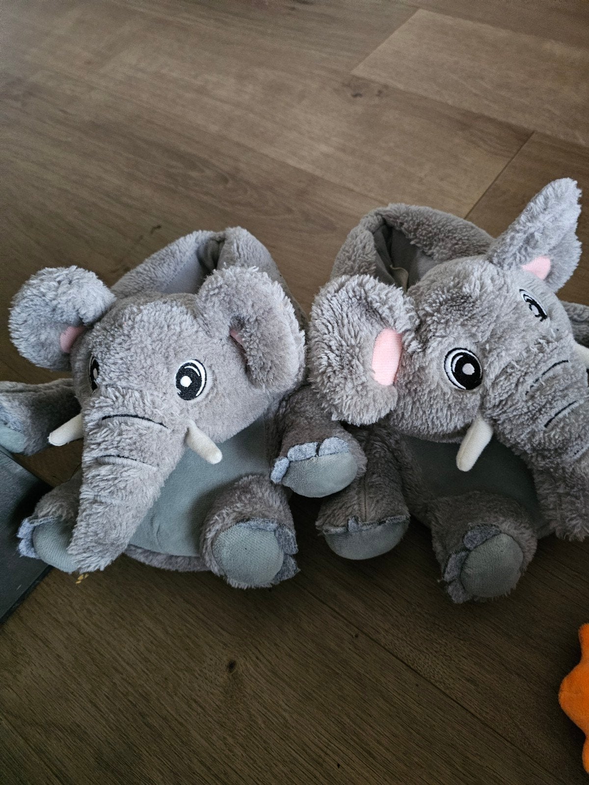 Leuke olifant pantoffels maat 36/37, Ophalen of Verzenden, Zo goed als nieuw