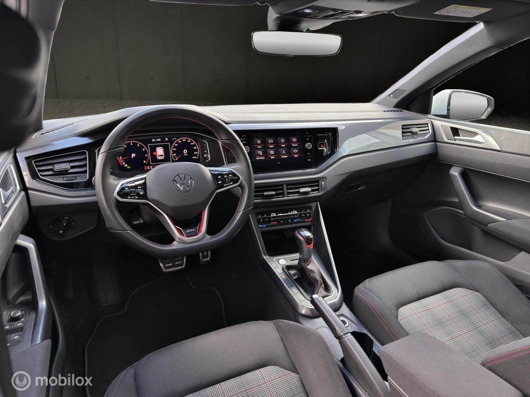Volkswagen Polo 2.0 TSI GTI |Pano |Beats |Keyless |Sfeer |IQ, 1272 kg, Gebruikt, 4 cilinders, 1984 cc