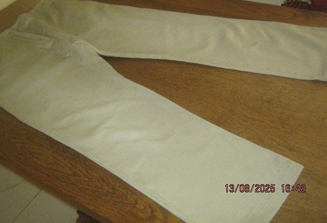 Broek lange kakibroek maat 44, Beige, Maat 42/44 (L), Ophalen of Verzenden, Zo goed als nieuw