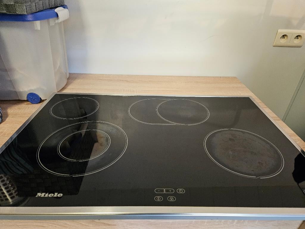 Keramische kookplaat Miele, Ophalen, Gebruikt, Keramisch, 4 kookzones