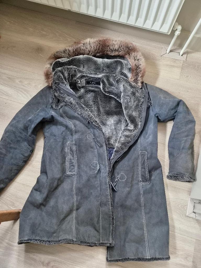 Mooie leren jas met Capuchon met Bont(nep), Ophalen, Blauw, Maat 42/44 (L), Zo goed als nieuw