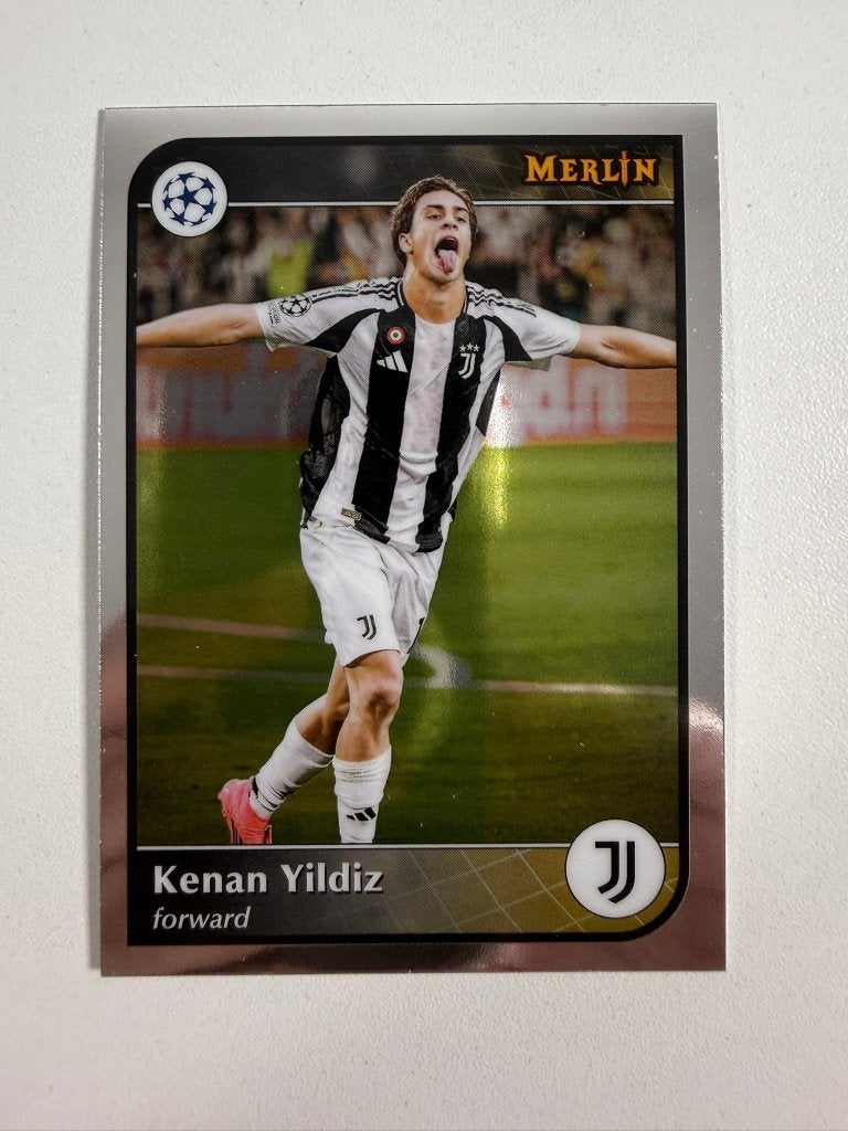 15 Kenan Yildiz Topps Merlin 2024-25, Ophalen of Verzenden, Nieuw, Buitenlandse clubs, Poster, Plaatje of Sticker