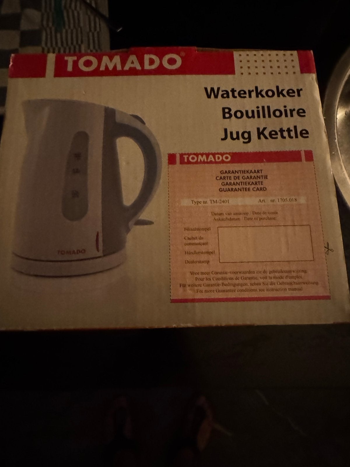 Tomado Waterkoker TM-2401 - 1 Liter, Witgoed en Apparatuur, Waterkokers, 1 tot 2 liter, Ophalen of Verzenden, Nieuw
