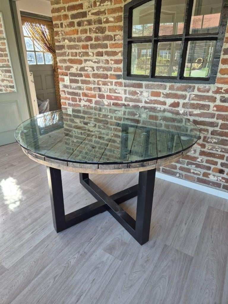 Industriële tafel van Kabelhaspel, Ophalen, Gebruikt, Rond, Vier personen