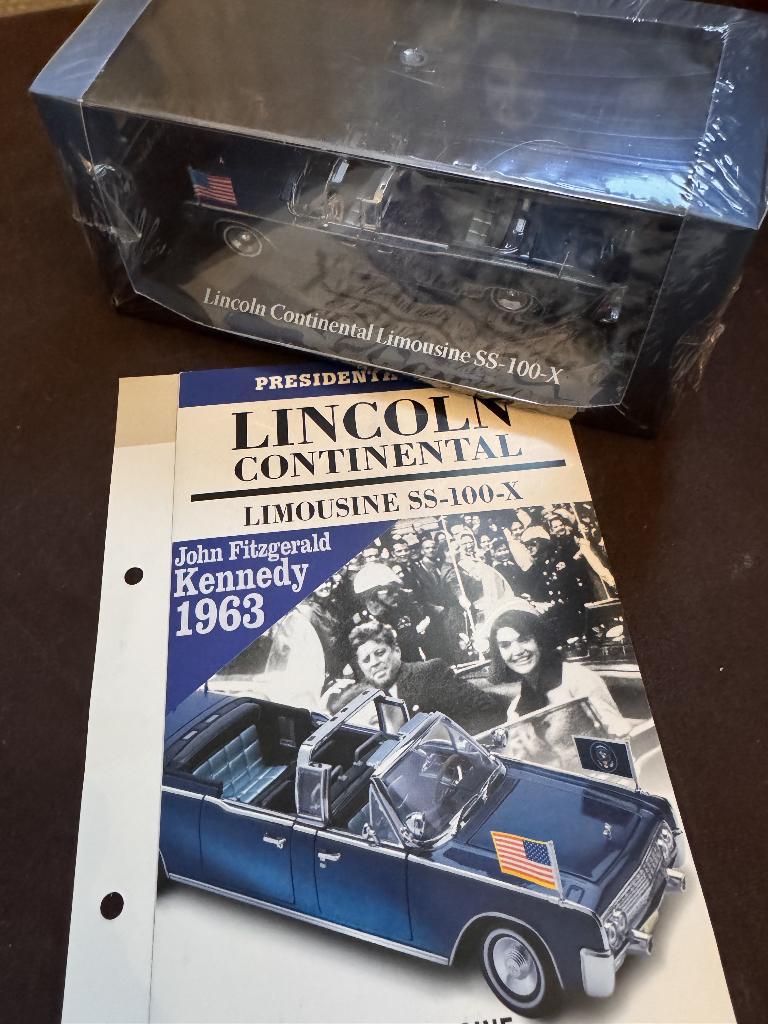 Lincoln Continental Limousine SS-100-X, Hobby en Vrije tijd, Modelauto's | 1:43, Ophalen of Verzenden, Nieuw, Auto, Overige merken