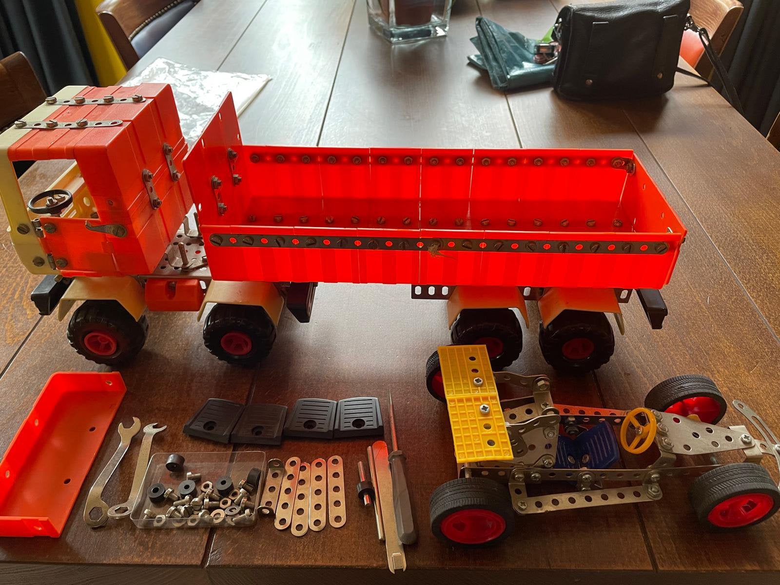 Mecano vrachtwagen en raceauto, Ophalen of Verzenden, Gebruikt