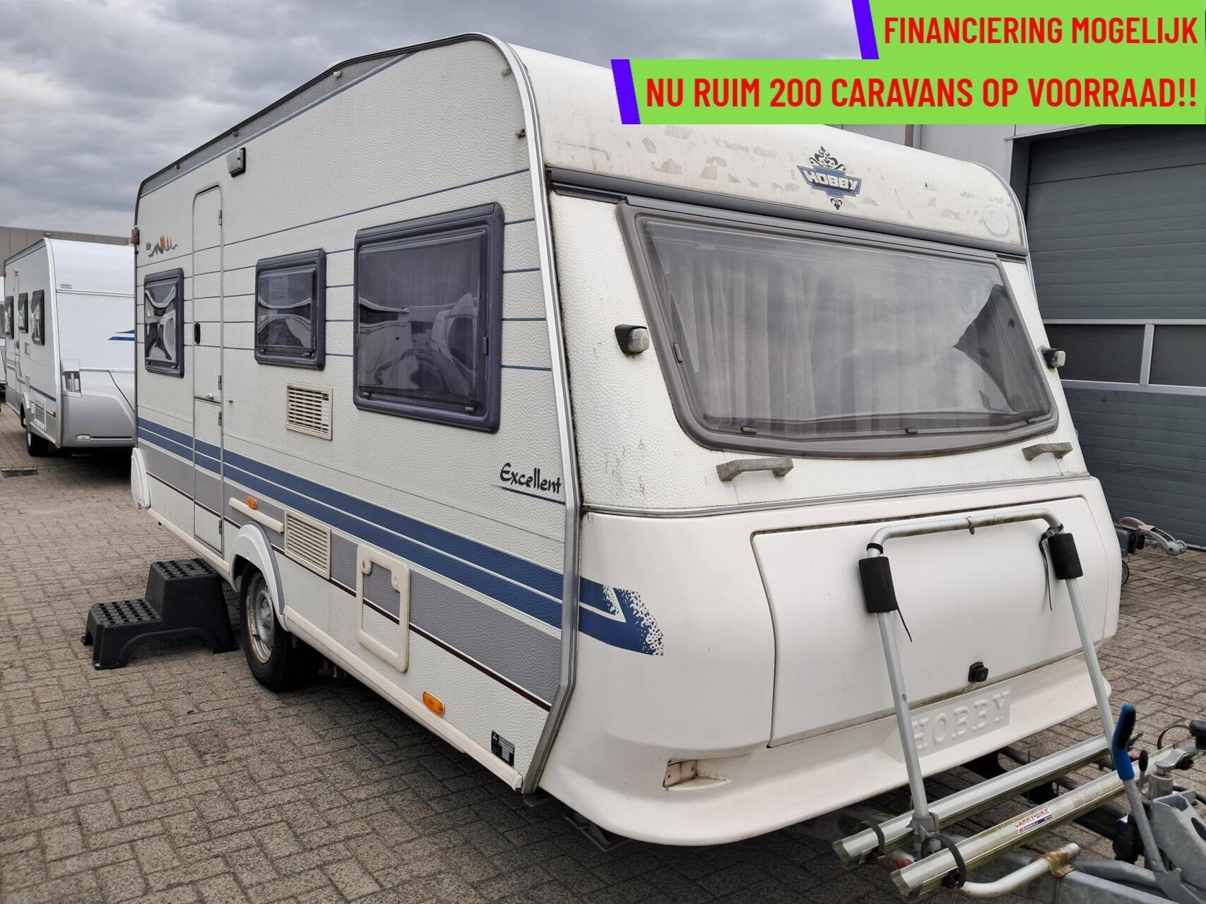 Hobby EXCELLENT 470 MOVER + VOORTENT + DWARSBED + FIETSENDR, Caravans en Kamperen, Caravans, Rondzit, Hobby, Bedrijf, 6 tot 7 meter