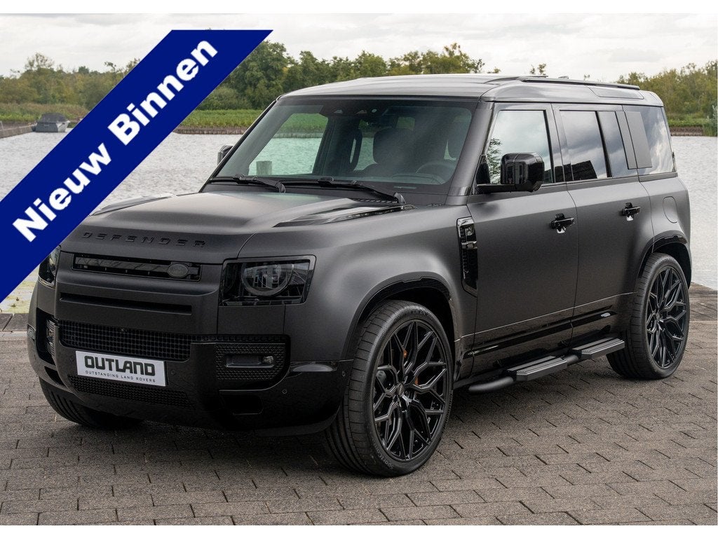 Land Rover Defender 110 P300e X-Dynamic HSE | Satin PPF Stea, Automaat, Gebruikt, Zwart, 4 cilinders