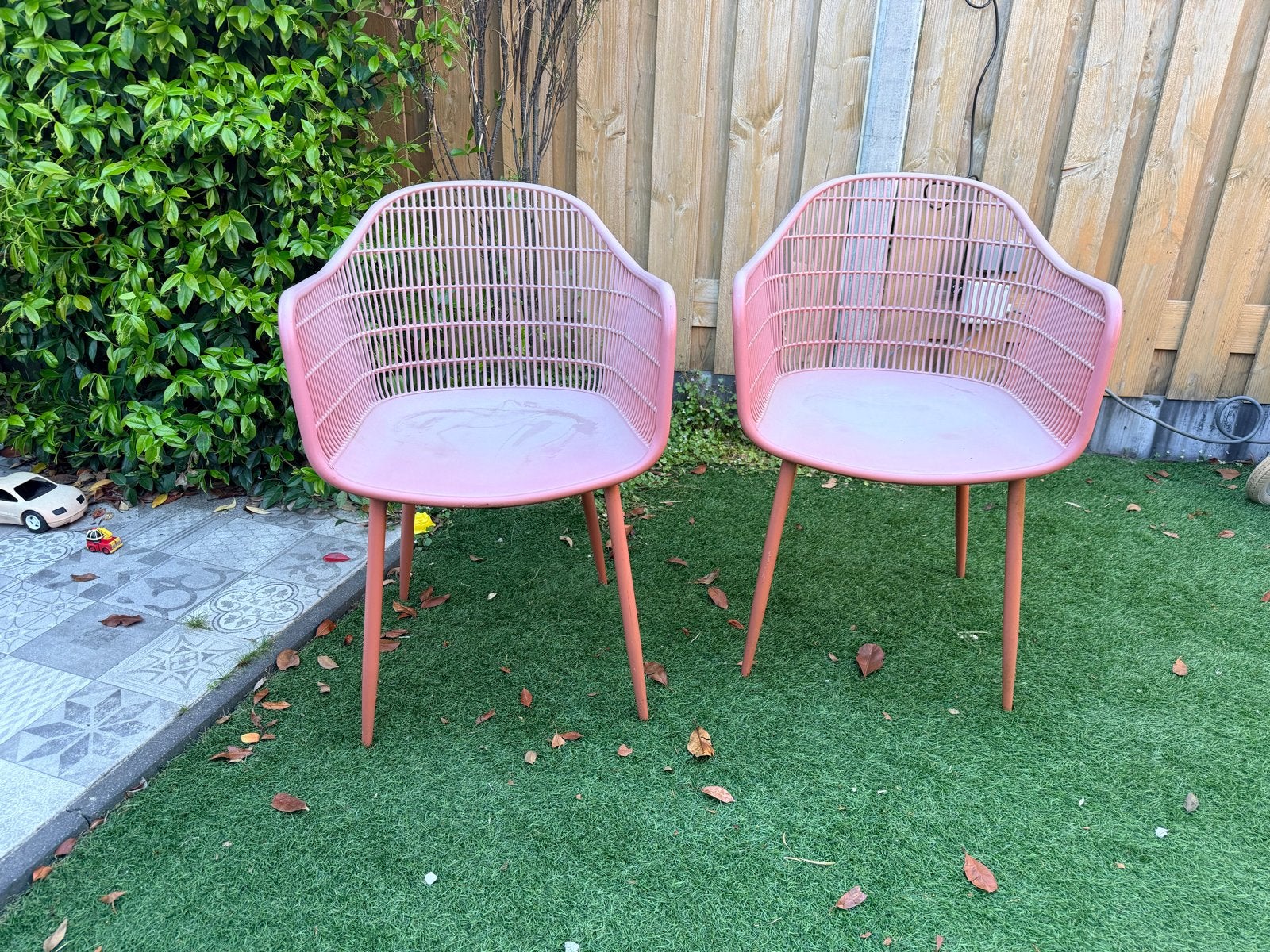 Kwantum terracotta stoelen - licht verkleurd, Tuin en Terras, Tuinstoelen, Ophalen, Gebruikt, Kunststof