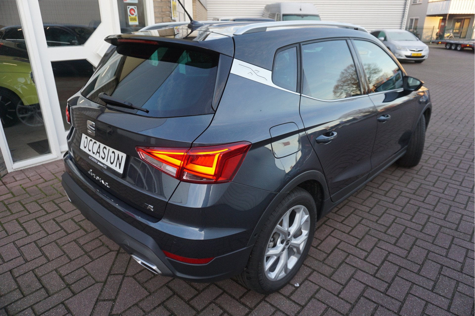 SEAT Arona 1.0 EcoTSI FR Anniversary Automaat (bj 2024), Auto's, 1131 kg, Stof, Gebruikt, Bedrijf