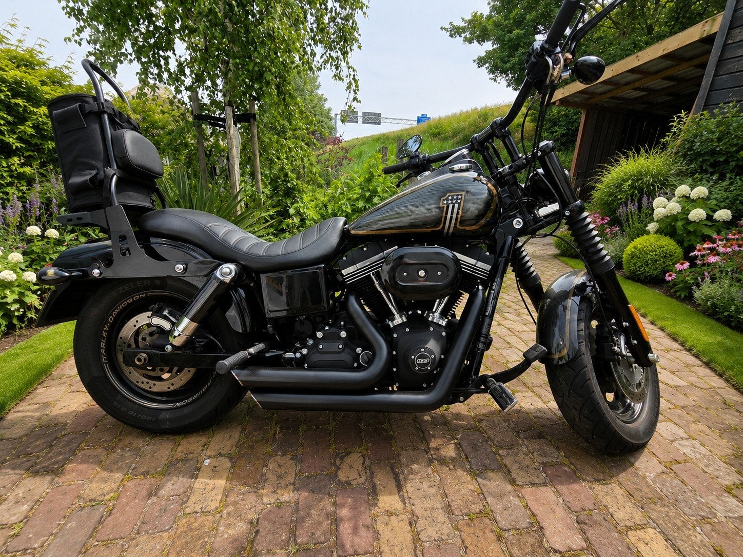 Harley Davidson 103 FXDF Dyna Fat Bob 1700cc 2015 Black Out, Motoren, Motoren | Harley-Davidson, 2 cilinders, Gebruikt, Particulier