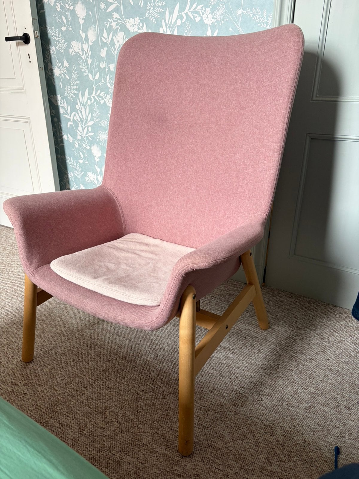 Ikea vedbo oud roze fauteuil met hoge leuning, Ophalen, Gebruikt, 75 tot 100 cm, Ikea vedbo