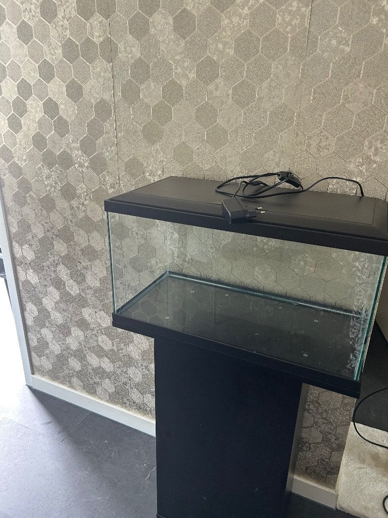 Leeg aquarium ciano 60 cm met kast, Ophalen, Gebruikt